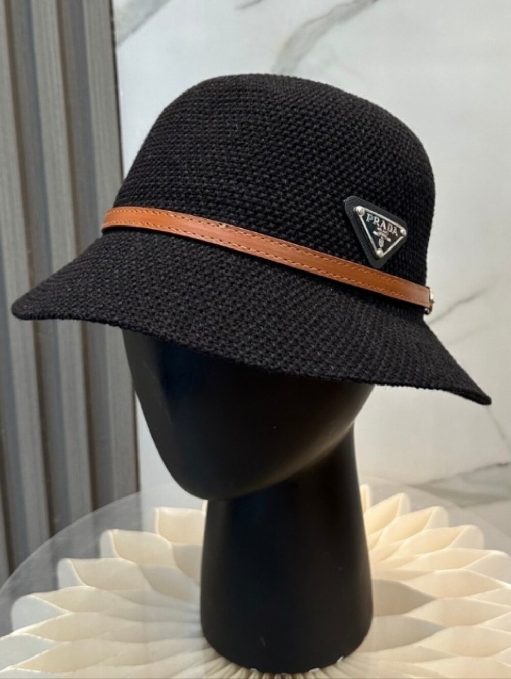 NWT ⭐️ PRADA BLACK WOVEN HAT / BUCKET HAT With Brown Belt